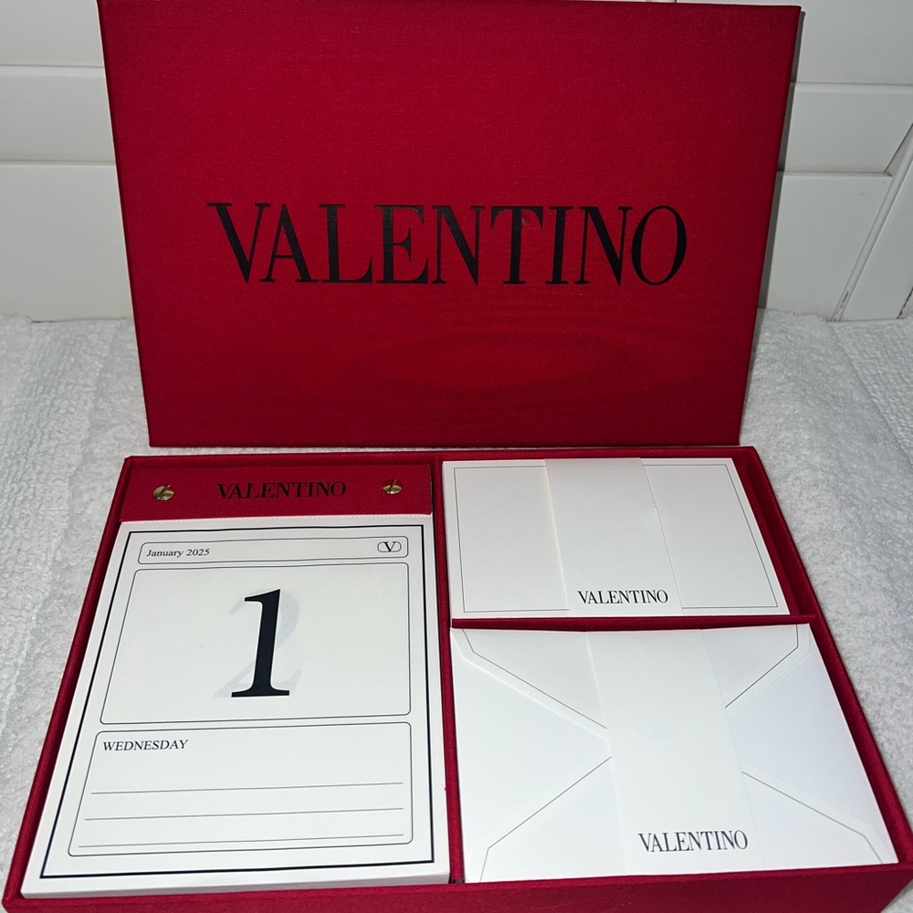 Valentino Calendar Scarlet Gift Box 2025 with Blank Cards and Envelopes inside!